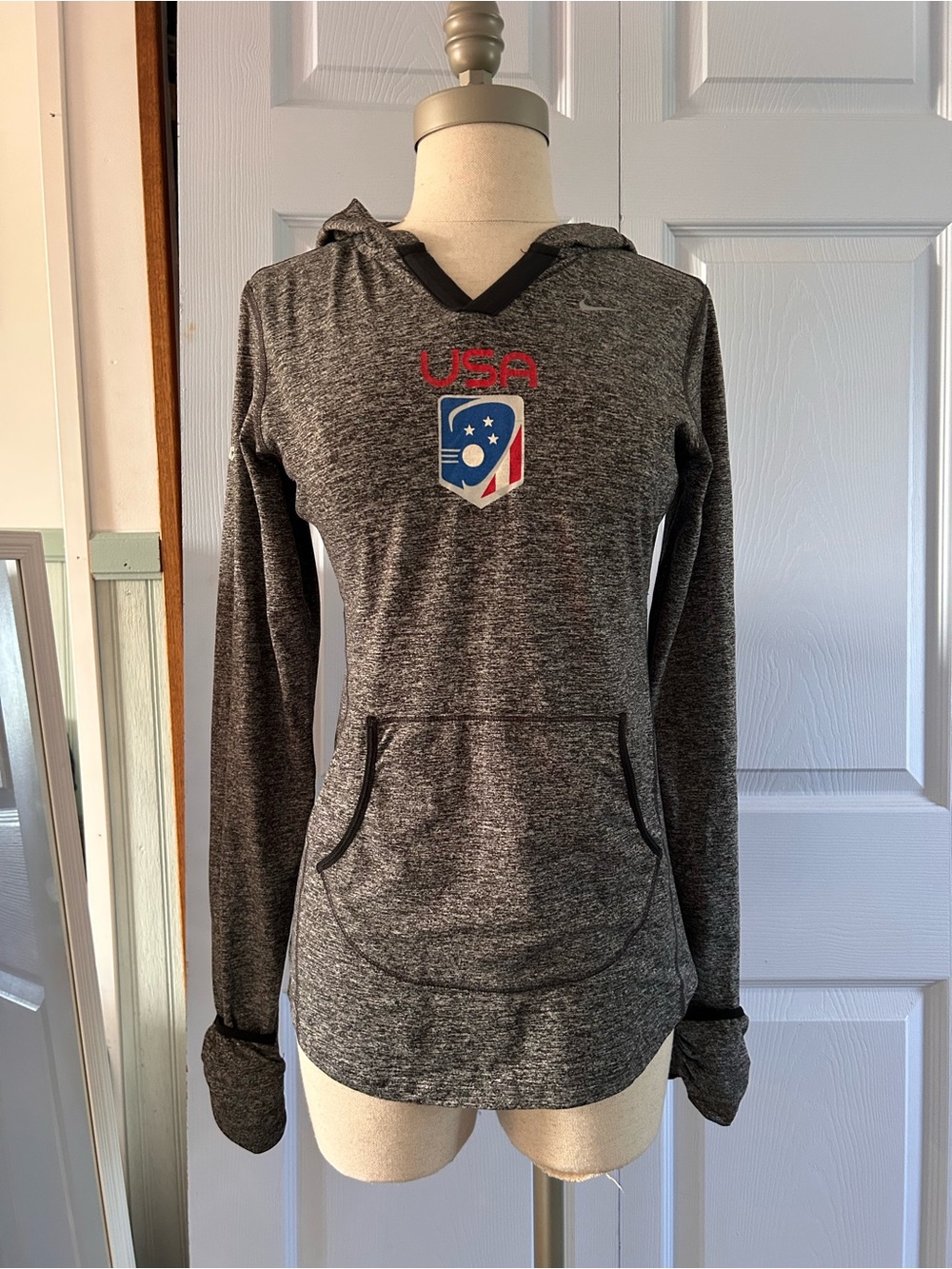 Nike Dri-FIT Element USA Lacrosse Running Hoodie Women’s S Gray